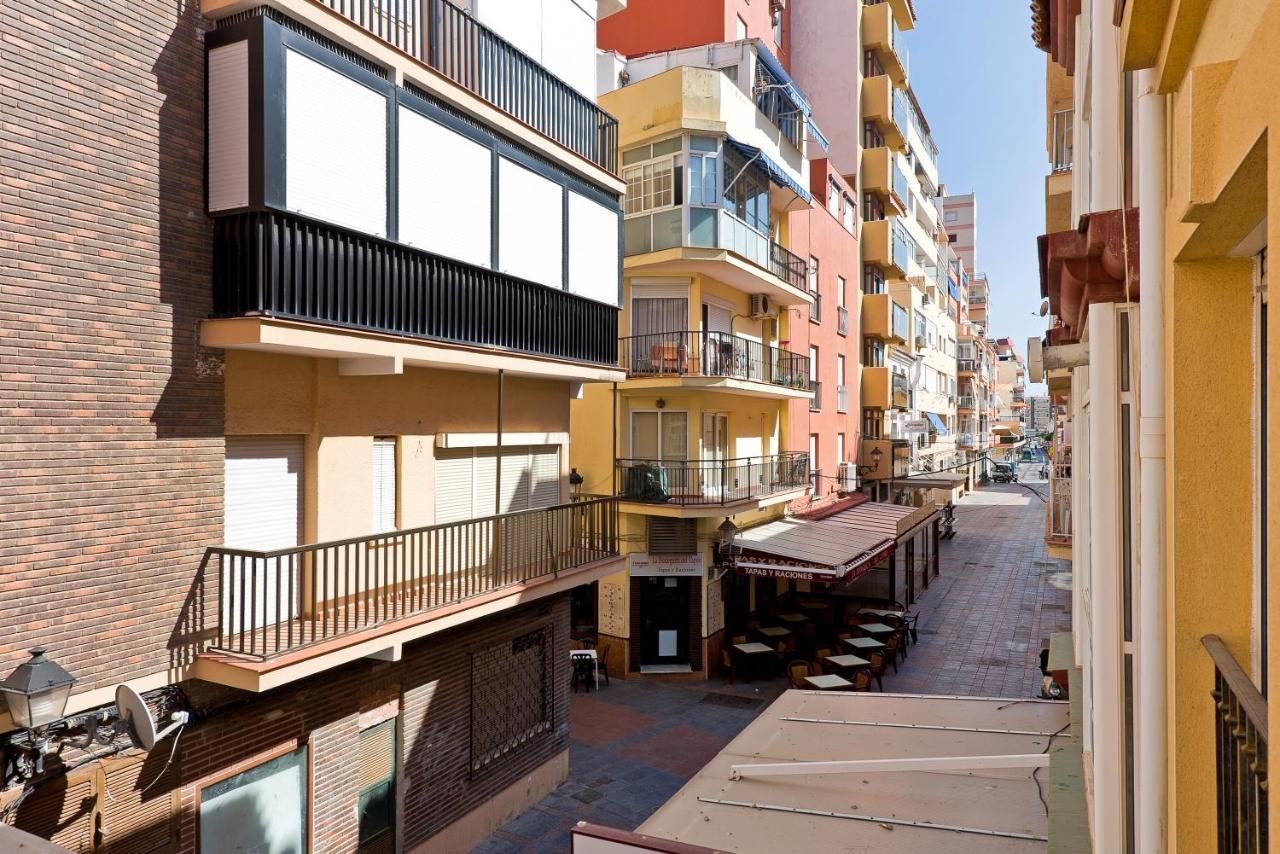 Relaxing Beach Apartment In Fuengirola Parking Екстериор снимка